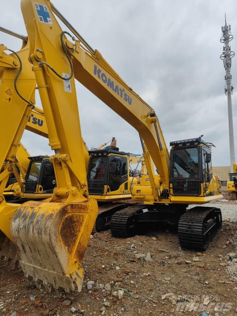 Komatsu PC 200-8 Гусеничні екскаватори