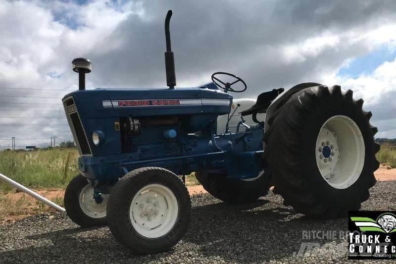Ford 500 Tractor Трактори