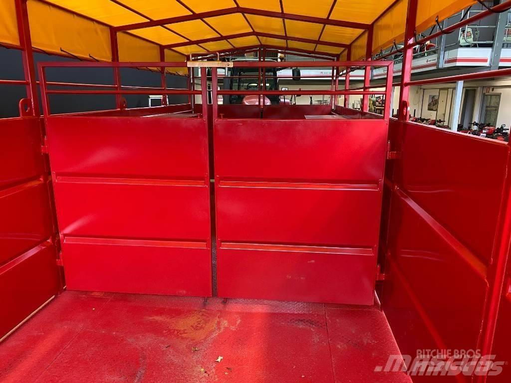 Dinapolis TRV 635 Трейлери для транспортування тварин