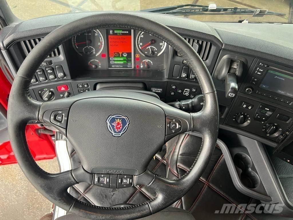 Scania R580 8x4 Тягачі