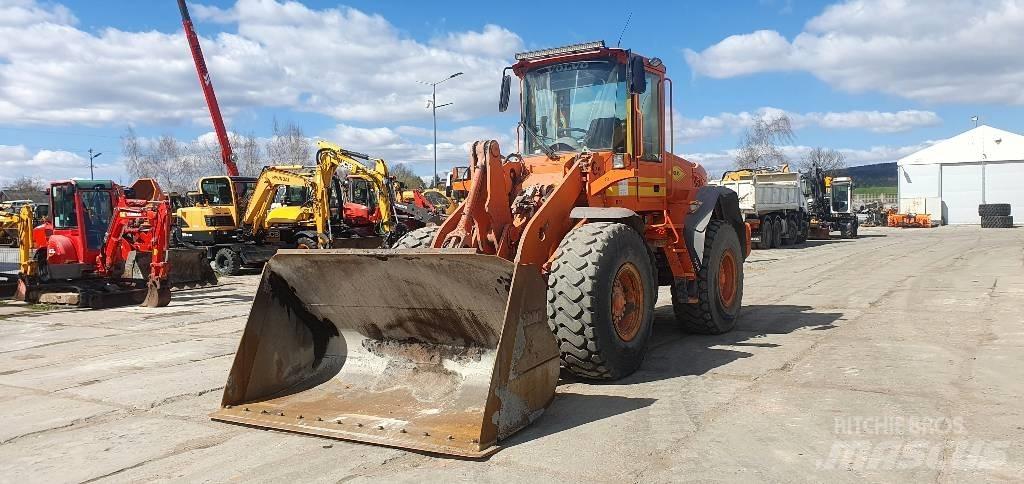 Volvo L 90 E Фронтальні навантажувачі