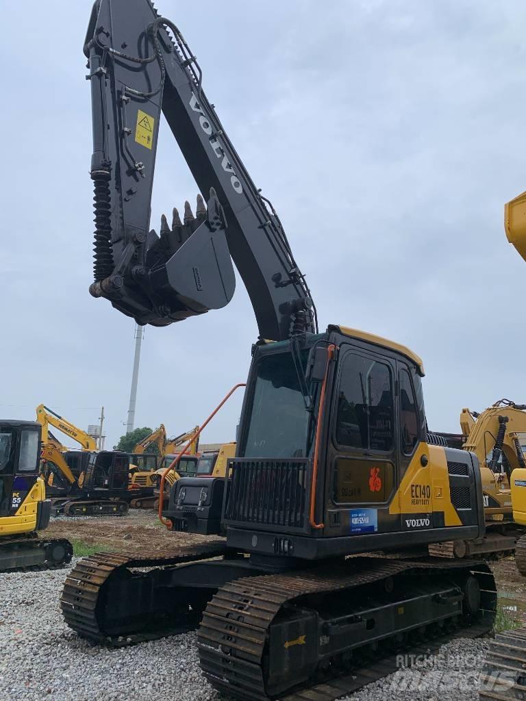 Volvo EC 140 Гусеничні екскаватори