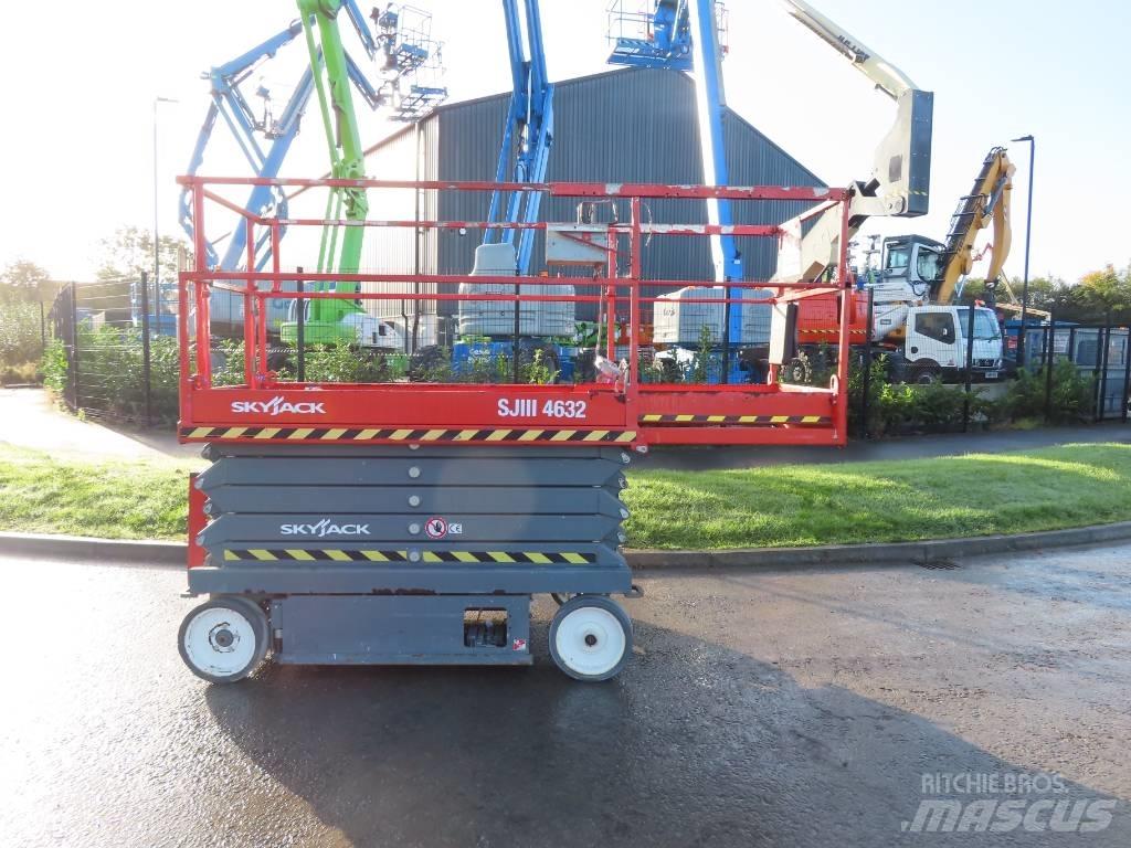 SkyJack SJ III 4632 Підйомники-ножиці