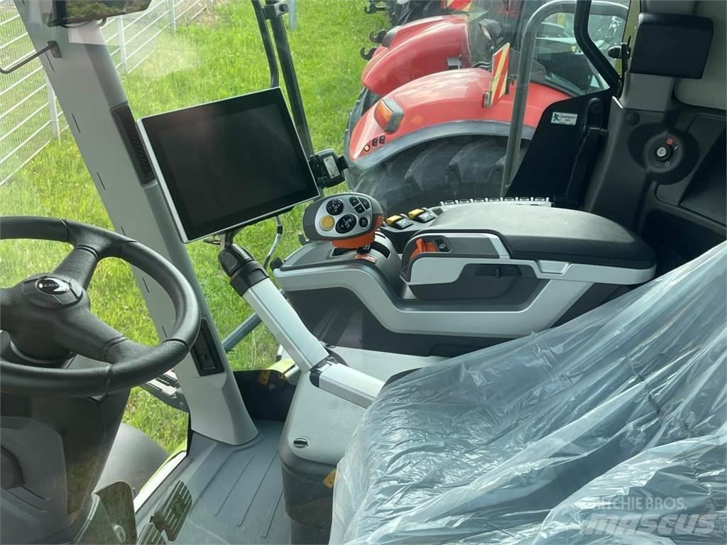 CLAAS 7700 TT Зернозбиральні комбайни