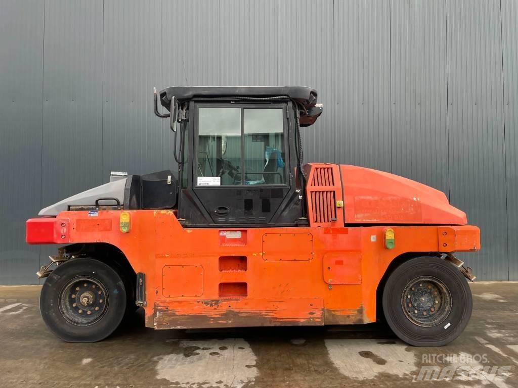 Dynapac CP224 Пневматичні катки