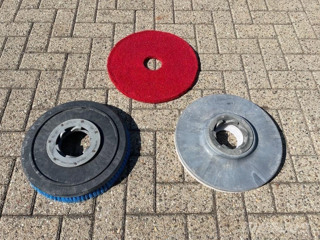 Wetrok Monodisc LS Підмітальні машини