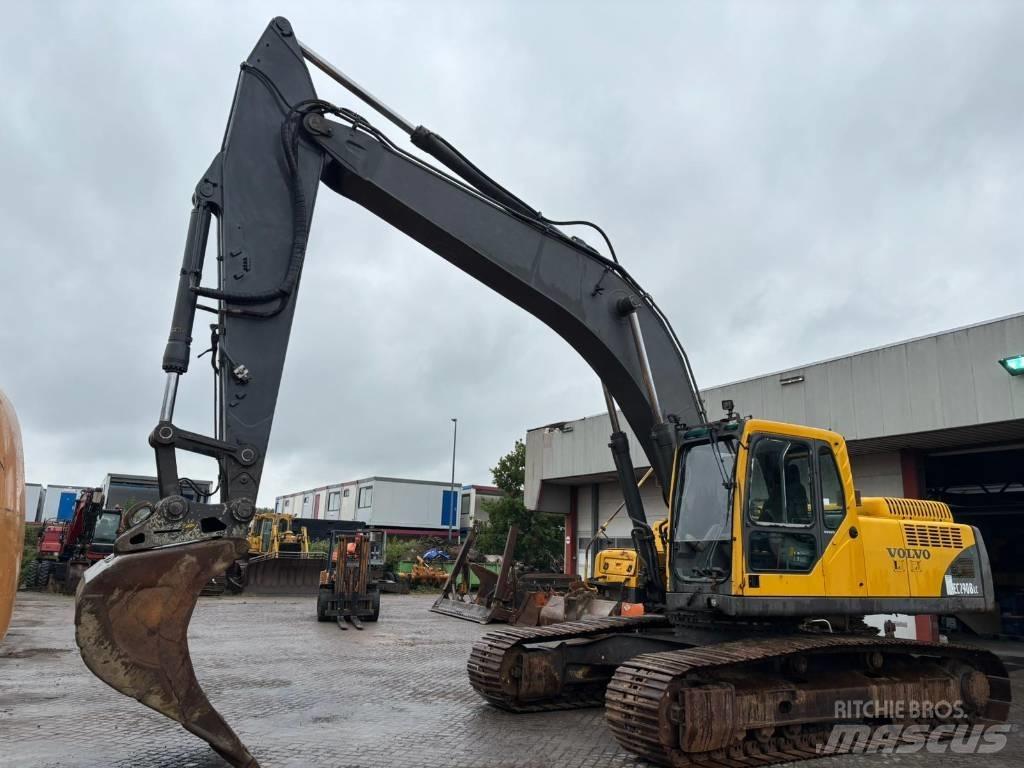 Hyundai 290BLC Гусеничні екскаватори