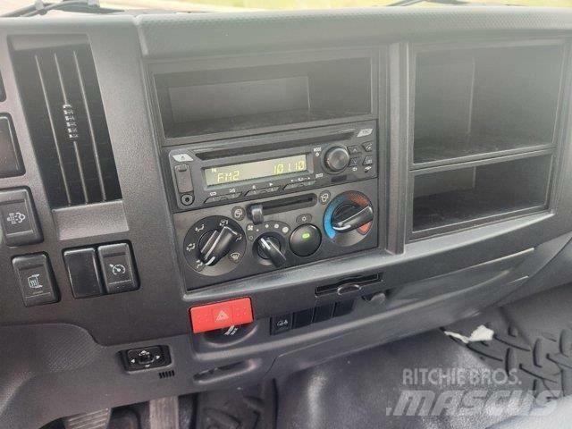 Isuzu FTR Фургони