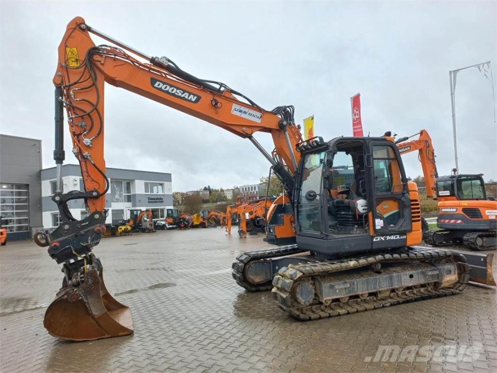 Develon DX140LCR-5 Гусеничні екскаватори