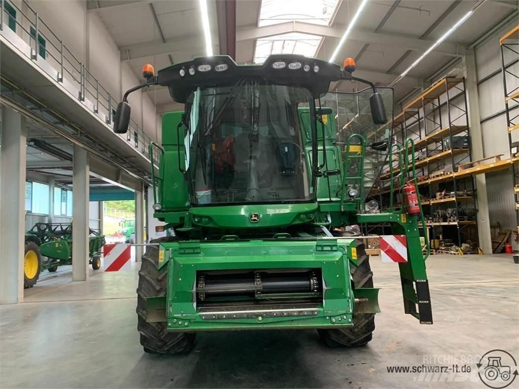 John Deere W540 Зернозбиральні комбайни