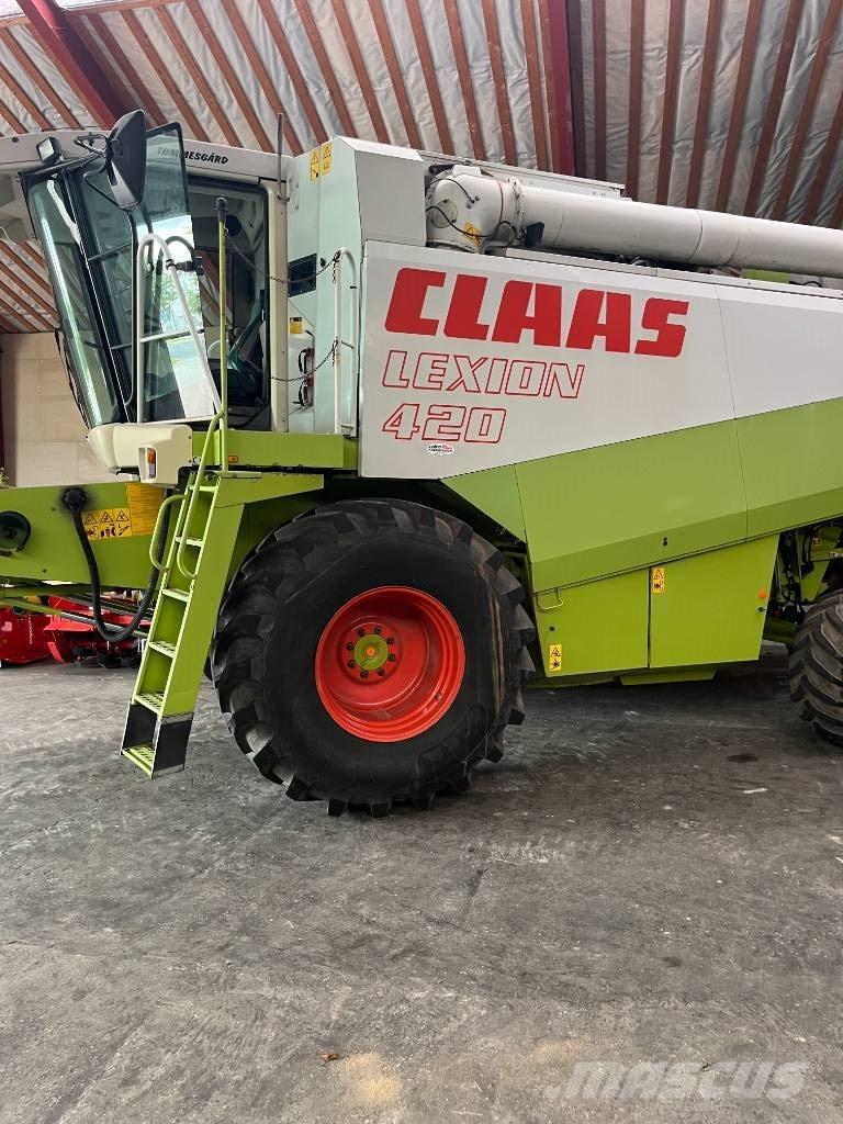 CLAAS LEXION 420 Зернозбиральні комбайни
