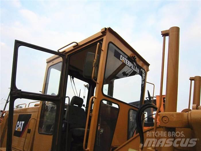 CAT 140 G Грейдери