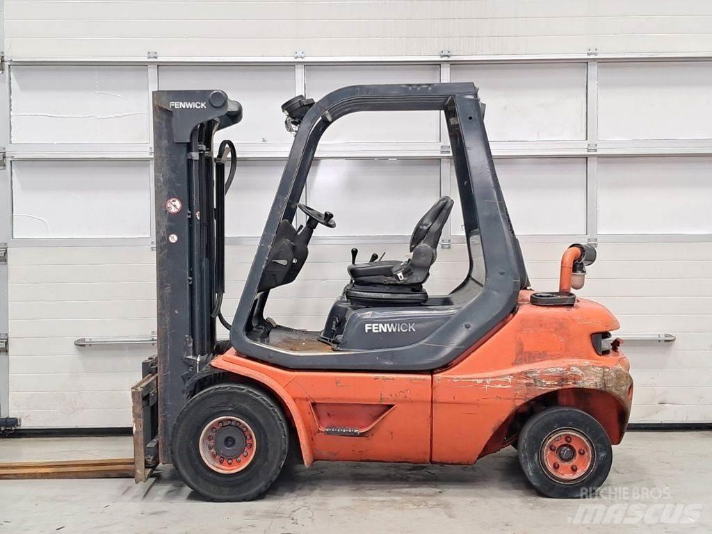 Linde H30D-03 Дизельні навантажувачі