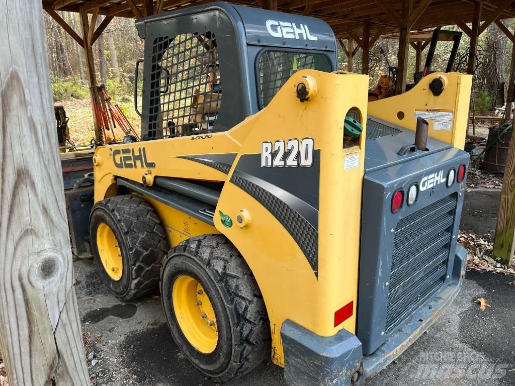 Gehl R 220 Міні-навантажувачі