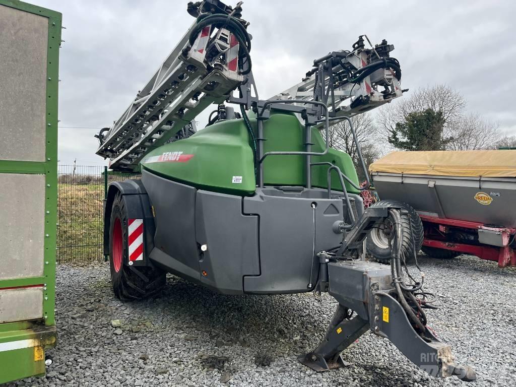 Fendt Rogator 355 Причіпні обприскувачі