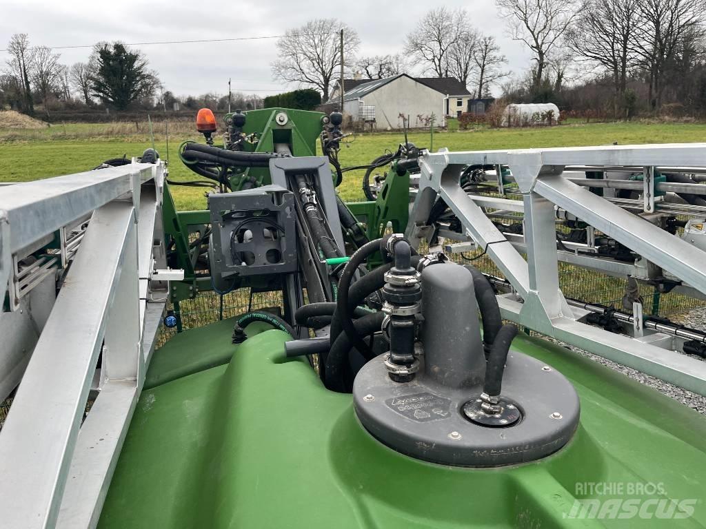 Fendt Rogator 355 Причіпні обприскувачі