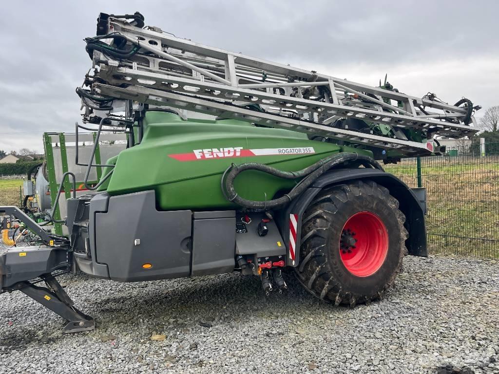 Fendt Rogator 355 Причіпні обприскувачі