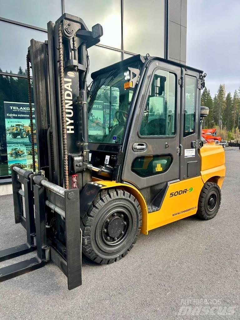 Hyundai 50DA-9 Дизельні навантажувачі