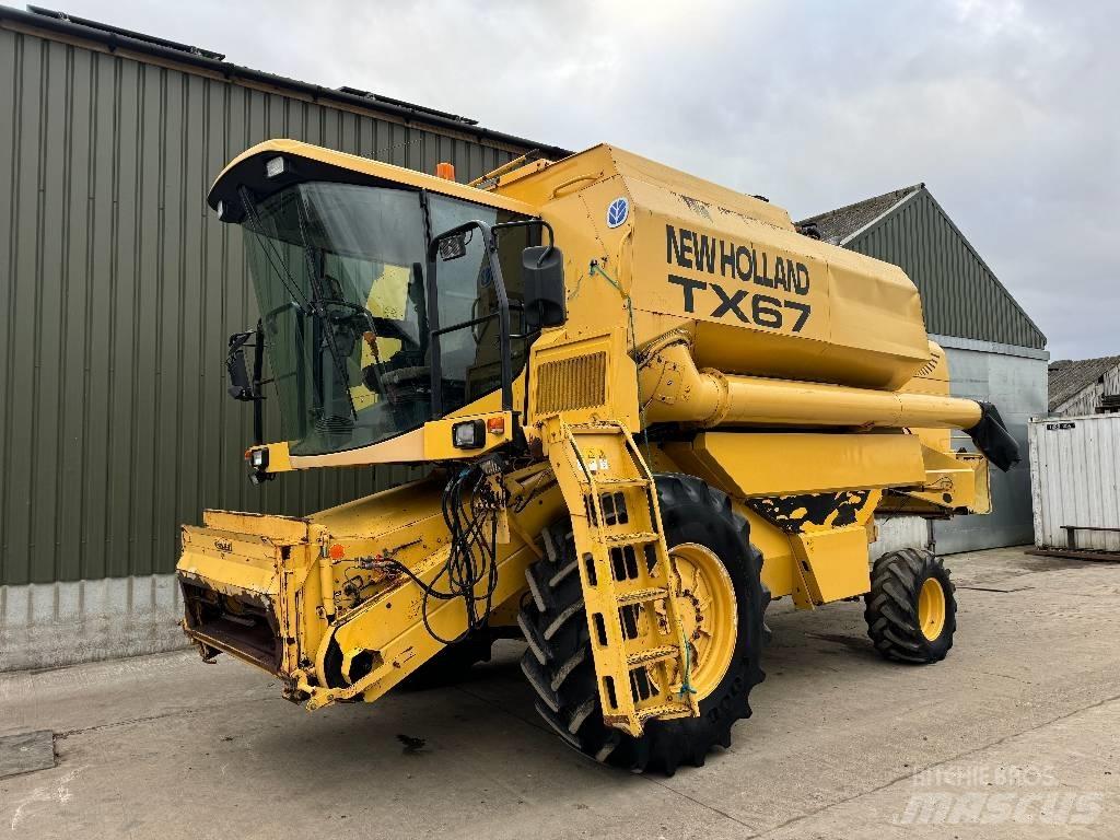 New Holland TX 67 Зернозбиральні комбайни