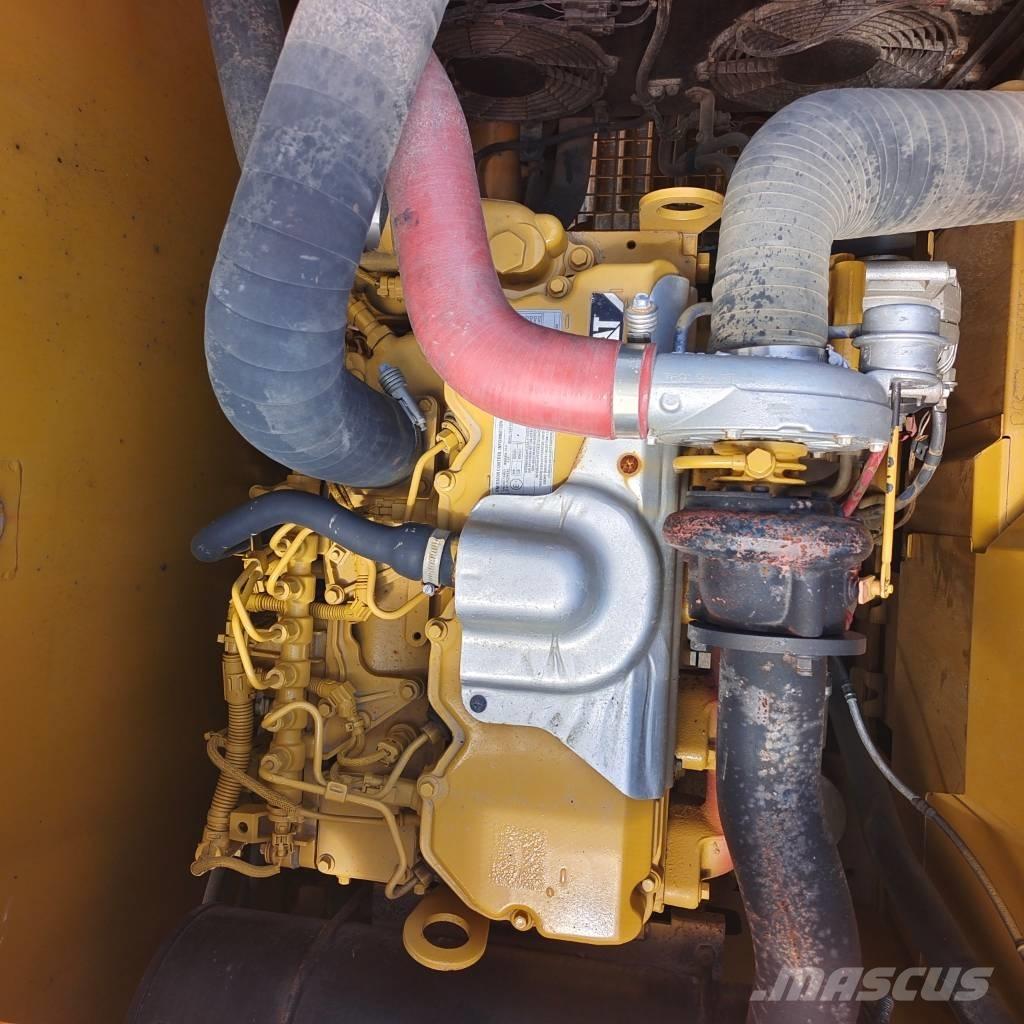CAT 320 GC Гусеничні екскаватори