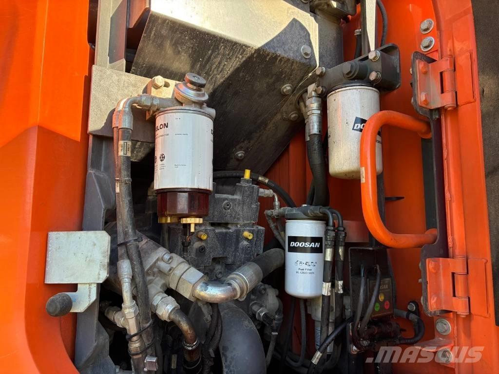 Doosan DX 235 LCR-5 Гусеничні екскаватори