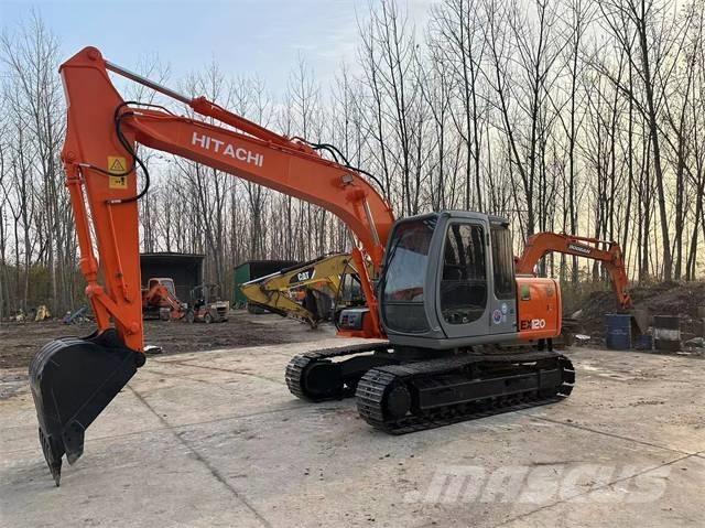 Hitachi EX120 Гусеничні екскаватори