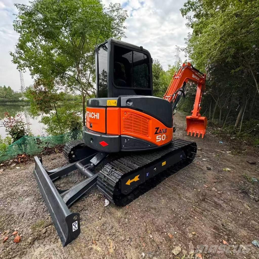 Hitachi ZX 50 U Міні-екскаватори < 7т
