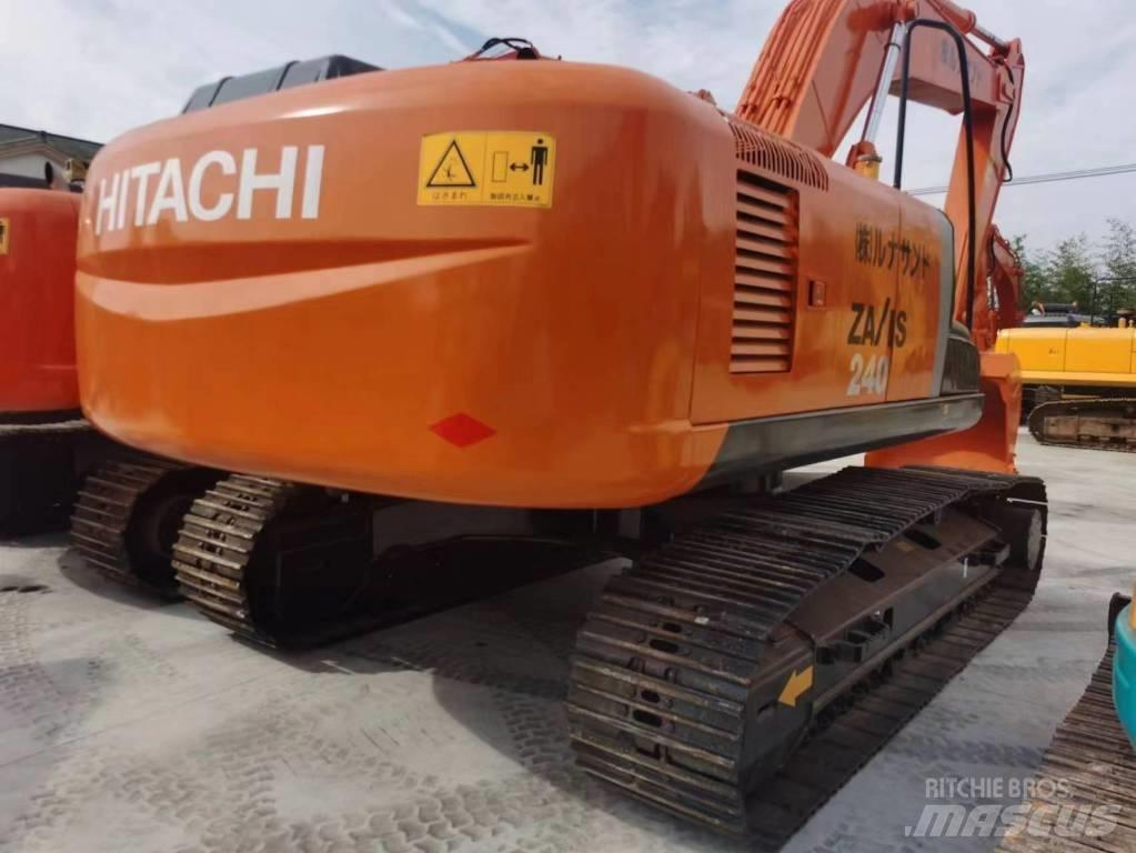 Hitachi ZX 240 Гусеничні екскаватори