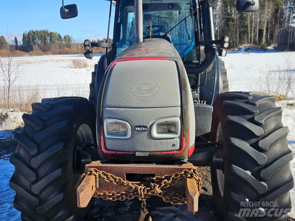 Valtra T 170 Трактори