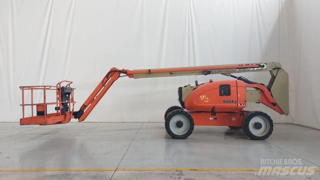 JLG 600 AJ Колінчаті підйомники