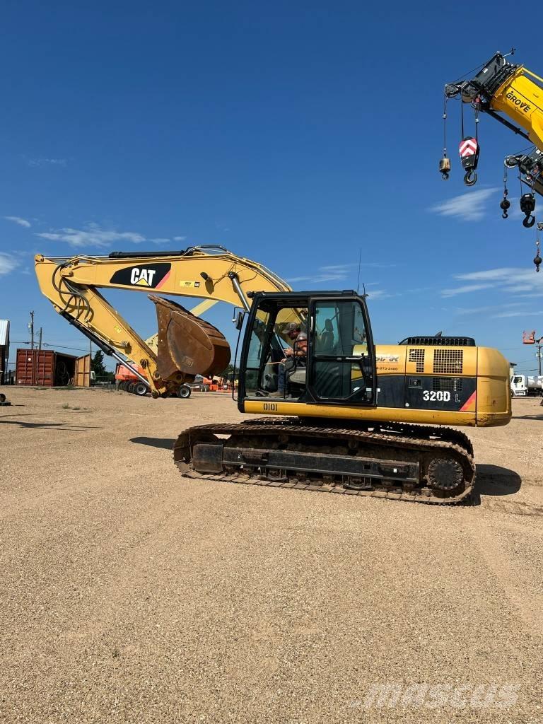 CAT 320 D L Гусеничні екскаватори