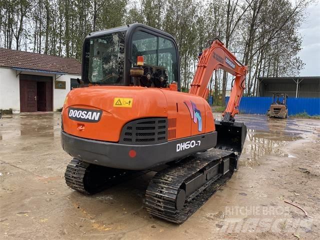 Doosan DH 60-7 Міні-екскаватори < 7т
