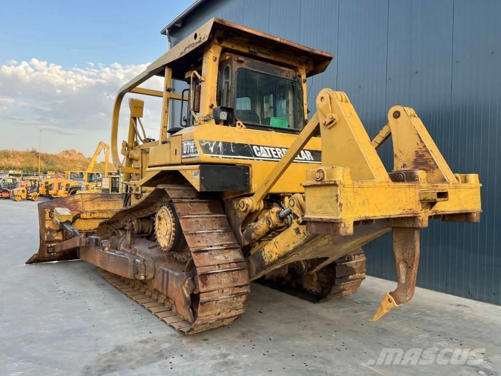 CAT D7H Гусеничні бульдозери