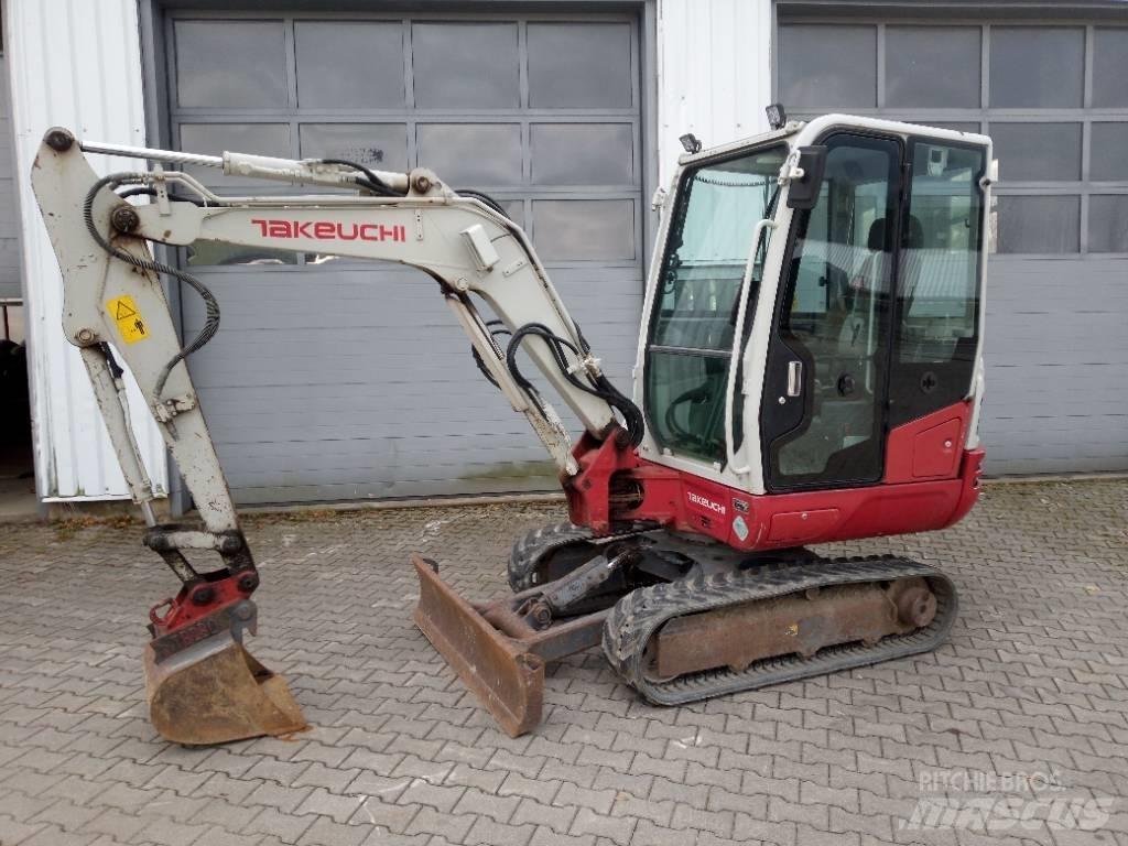 Takeuchi TB 230 Міні-екскаватори < 7т