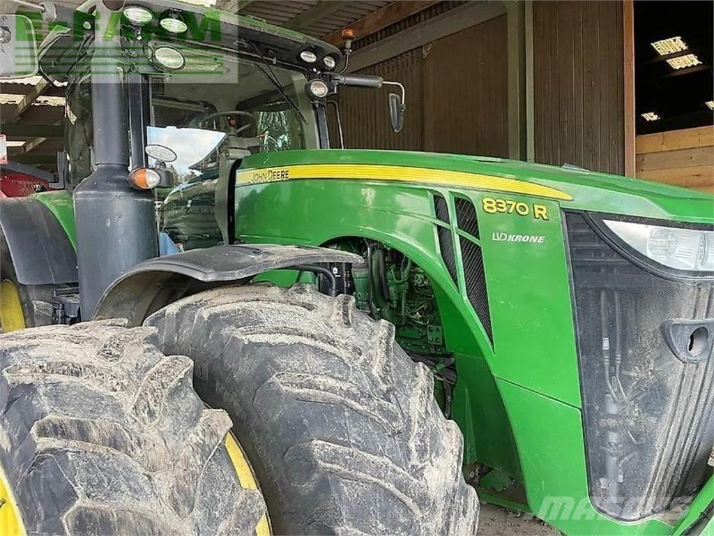 John Deere 8370 r Трактори