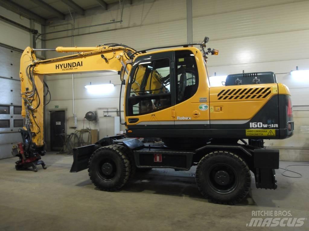 Hyundai R 160 W-9A Колісні екскаватори