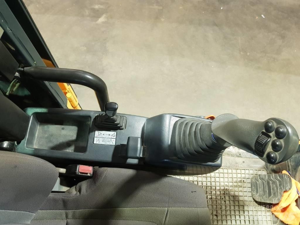 Hyundai R 160 W-9A Колісні екскаватори