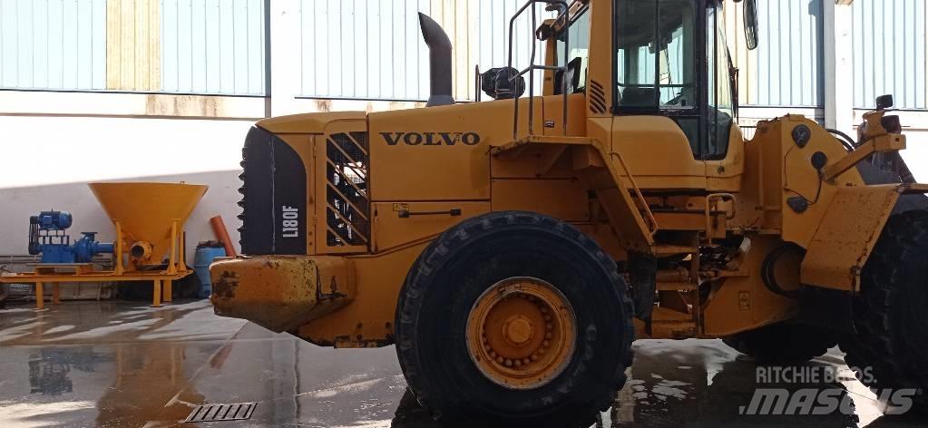 Volvo L 180 F Фронтальні навантажувачі