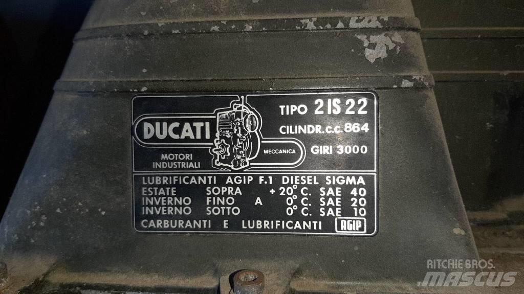  DYCATI 21S22 Двигуни