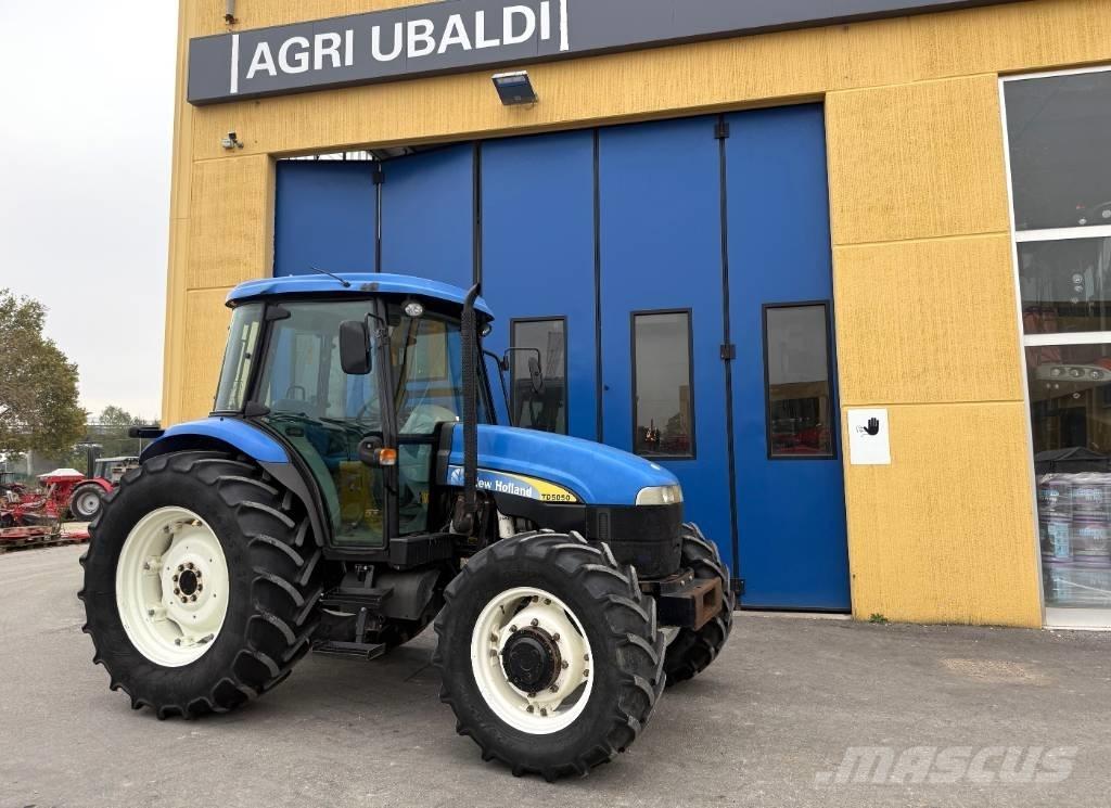 New Holland TD 5050 Трактори