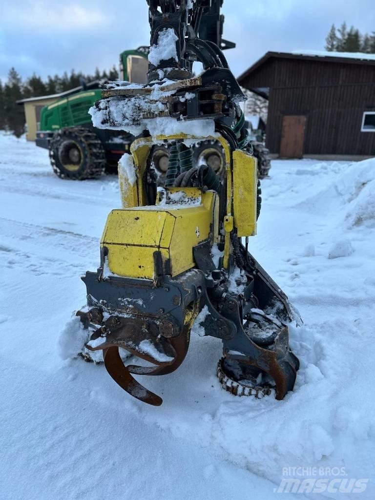 John Deere 1270 G Харвестери