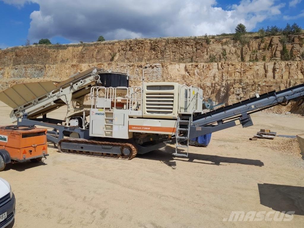 Metso LT200HP Мобільні дробарки