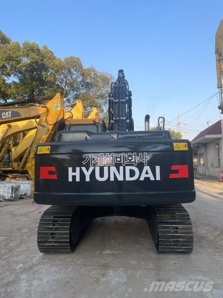 Hyundai 220LC-9S Гусеничні екскаватори