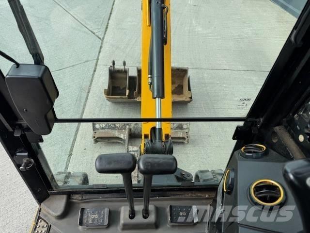 JCB 16C-1 Міні-екскаватори < 7т