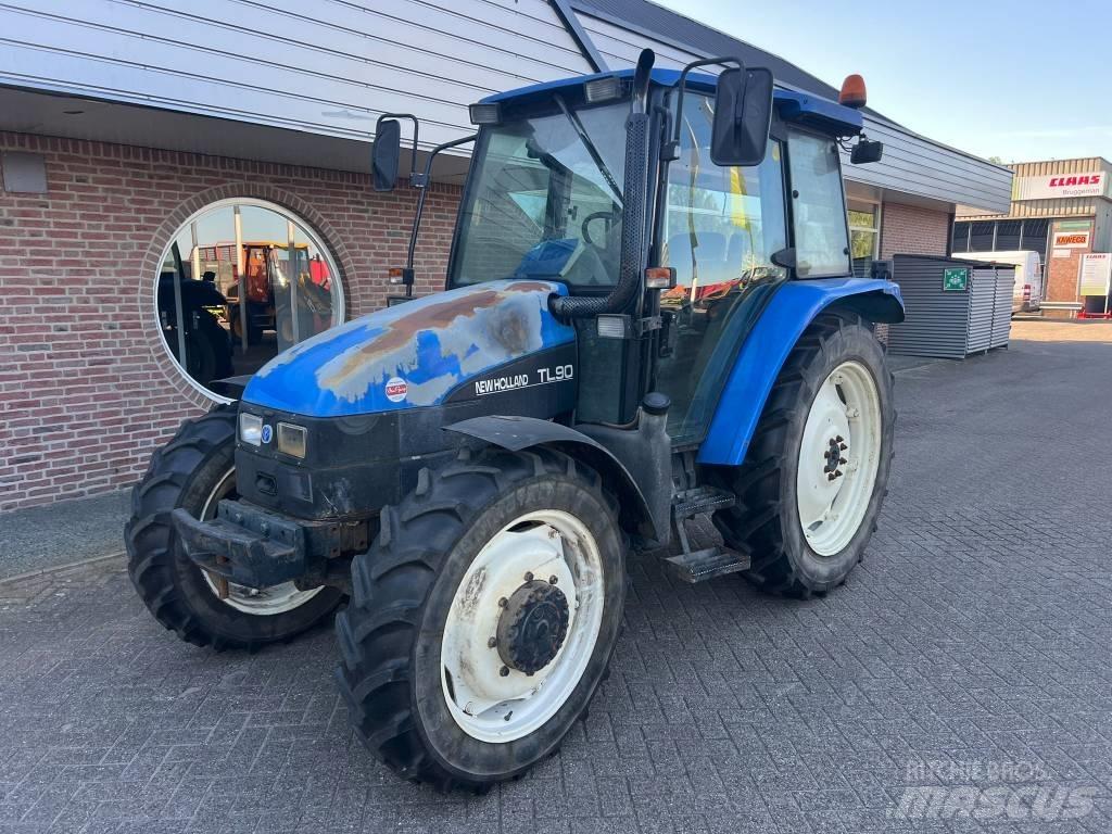 New Holland TL 90 Трактори