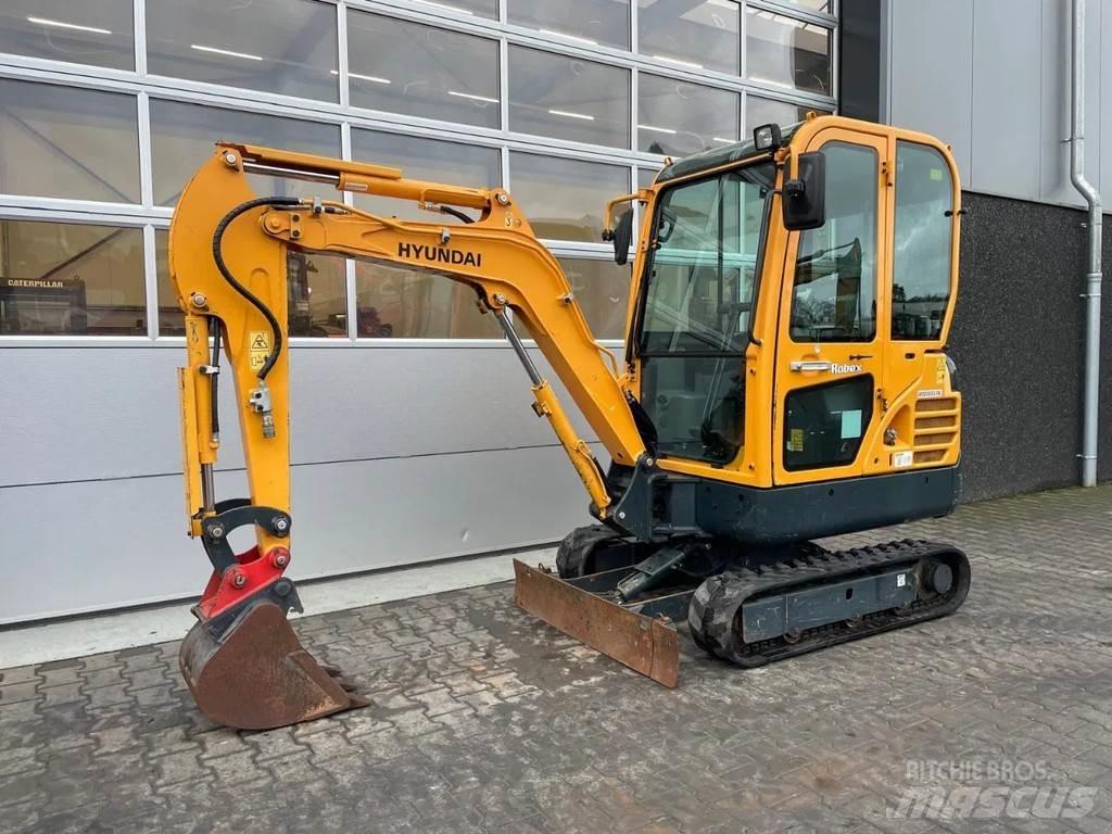 Hyundai Robex18 Міні-екскаватори < 7т