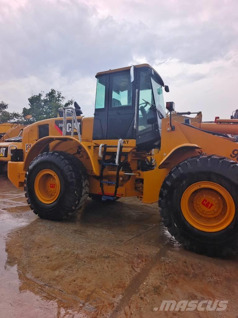CAT 966H Фронтальні навантажувачі