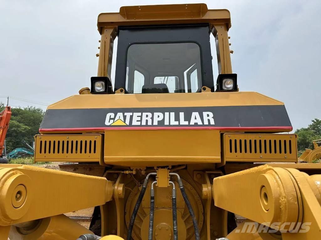 CAT D 8 R Гусеничні бульдозери