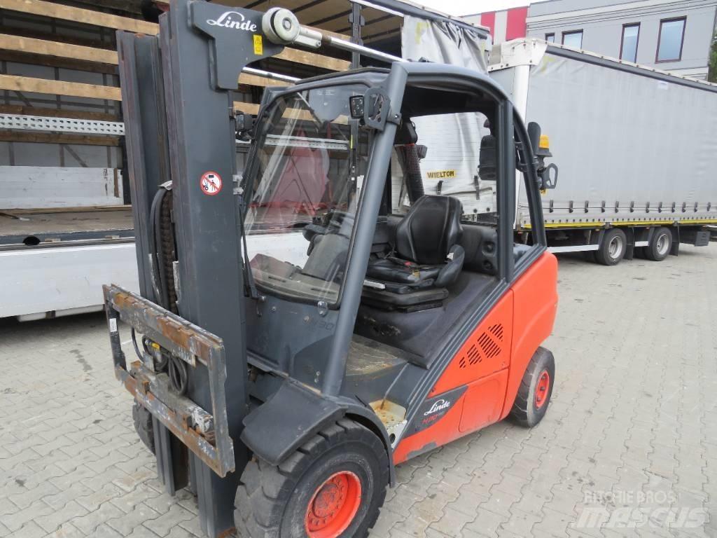 Linde H 30 D Дизельні навантажувачі