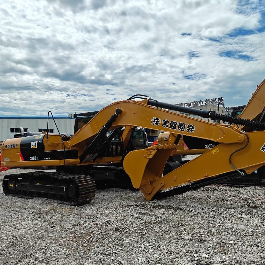 CAT 326D2 Гусеничні екскаватори